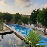 Bed & Breakfast The Far End Surf House - Surf & Yoga Holidays Lourinhã