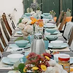 The Far End Surf House - Surf & Yoga Holidays Bed & Breakfast Lourinhã