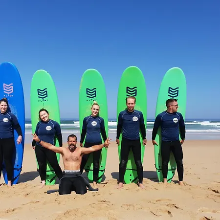 The Far End Surf House - Surf & Yoga Holidays Bed & Breakfast *