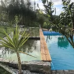 Bed & Breakfast The Far End Surf House - Surf & Yoga Holidays Lourinhã