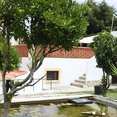 The Far End Surf House - Surf & Yoga Holidays * Lourinha (Lisbon)