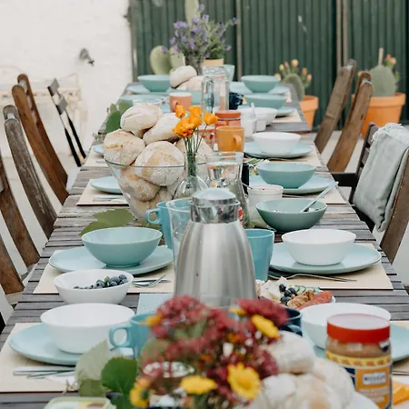 The Far End Surf House - Surf & Yoga Holidays Bed & Breakfast Lourinha (Lisbon)