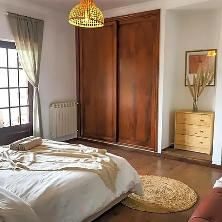 Couette-café The Far End Surf House - Surf & Yoga Holidays