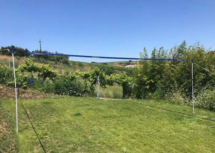 The Far End Surf House - Surf & Yoga Holidays * ロウリニャン