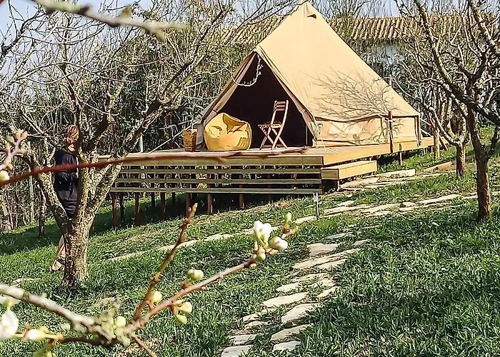 The Far End Surf House - Surf & Yoga Holidays ベッド・アンド・ブレックファスト