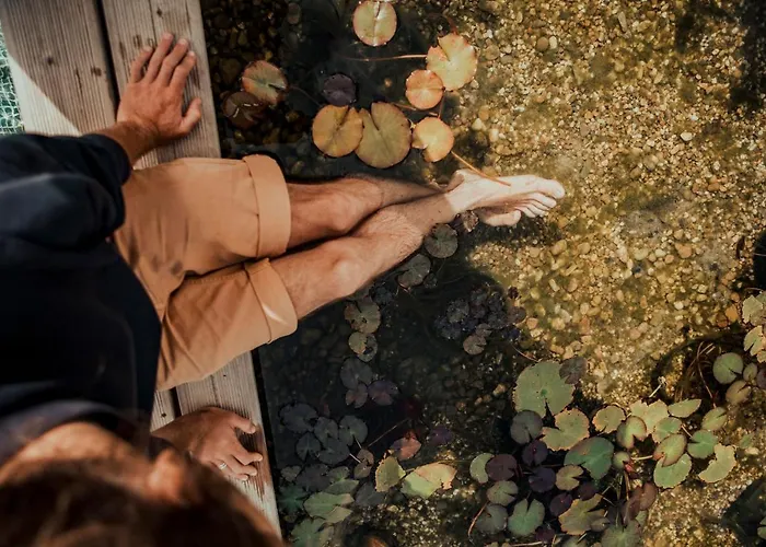 The Far End Surf House - Surf & Yoga Holidays ベッド・アンド・ブレックファスト *