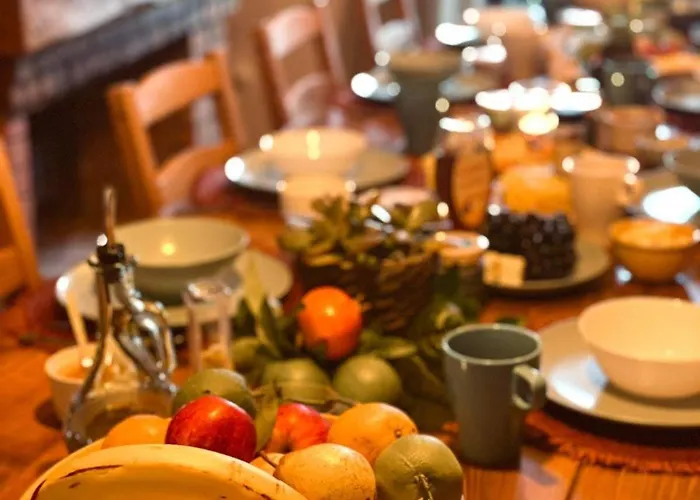 The Far End Surf House - Surf & Yoga Holidays ベッド・アンド・ブレックファスト *