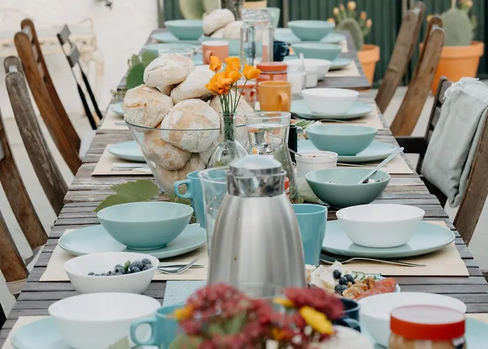 The Far End Surf House - Surf & Yoga Holidays ベッド・アンド・ブレックファスト ロウリニャン